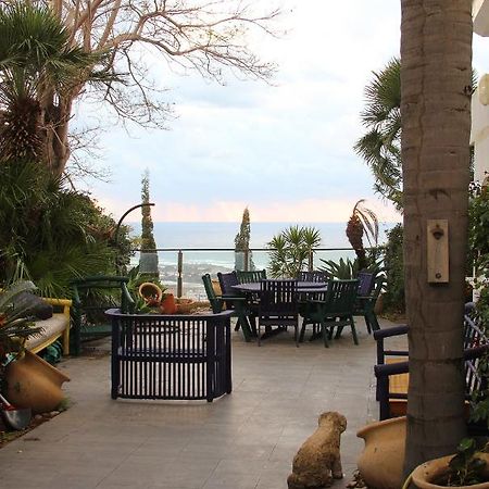 Boutique Apartment "Facing The Sea" 海法 外观 照片